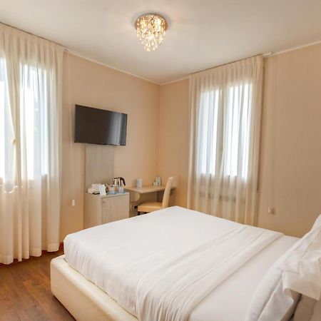 Gardone Palace Hotel Gardone Riviera Eksteriør billede