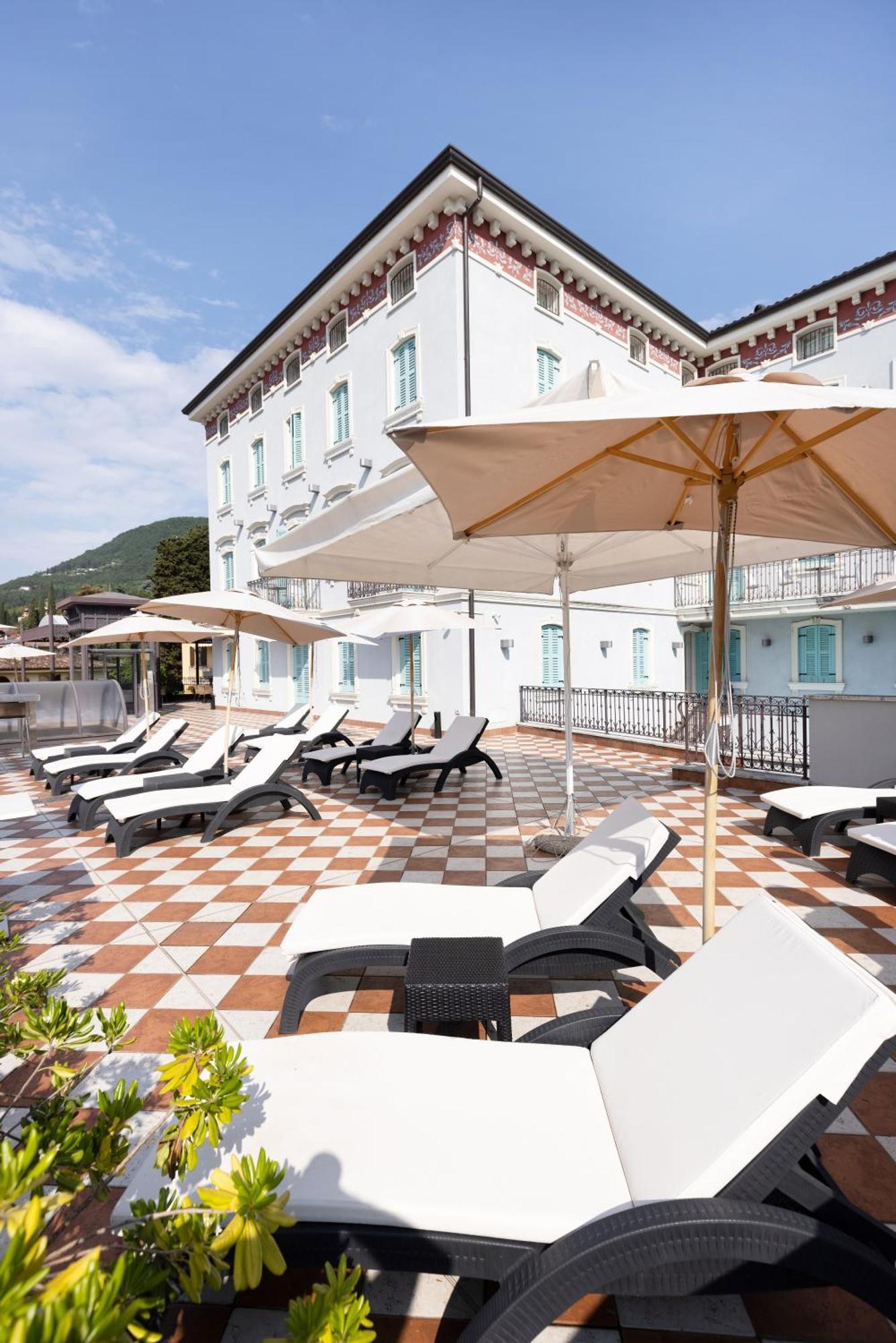 Gardone Palace Hotel Gardone Riviera Eksteriør billede